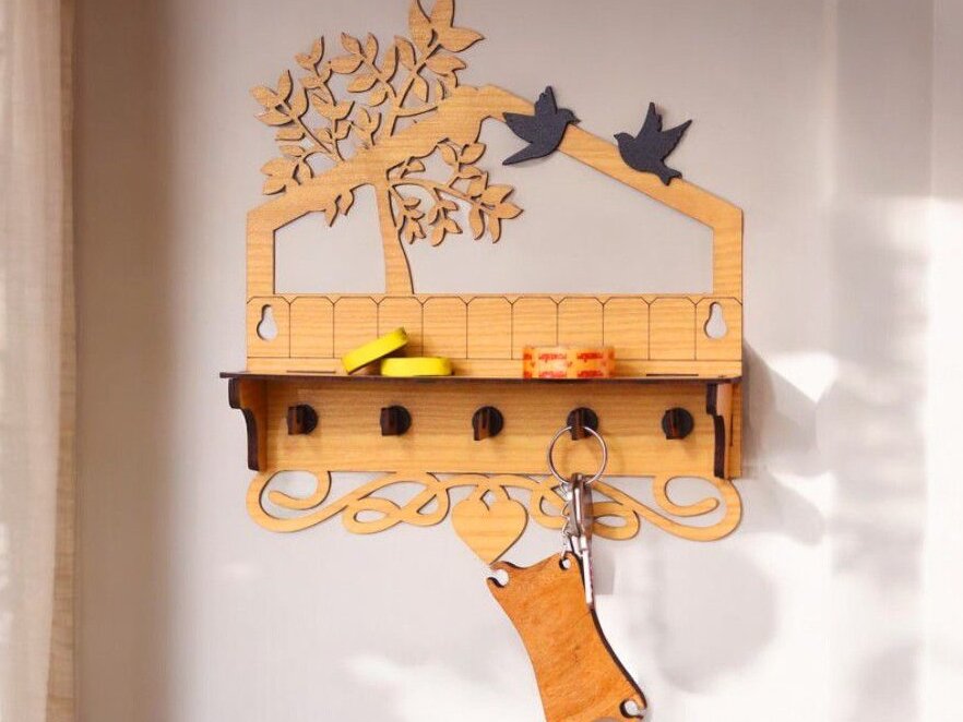 Intra απο ξύλο plywood 3mm-4mm πάχος – Επιτοίχια κλειδοθήκη με δέντρο και πουλιά 35x40 cm INTRAVECTRY-MY547361