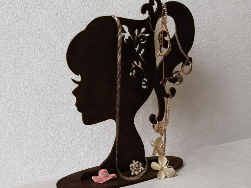 Intra απο ξύλο plywood 3mm-4mm πάχος – Βάση στήριξης κοσμημάτων Barbie 30x30 cm INTRAVECTRY-MY547243