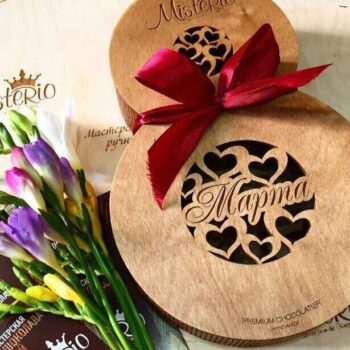 Intra απο ξύλο plywood 3mm-4mm πάχος – Ξύλινο κουτί δώρου για την Ημέρα της Γυναίκας 8 Μαρτίου ξύλο 15x15 cm INTRAVECTRY-MY543059 - Image 1