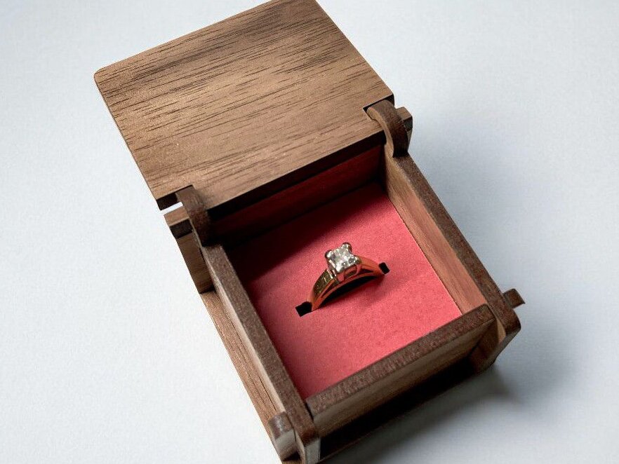 Intra απο ξύλο plywood 3mm-4mm πάχος – Ξύλινο δαχτυλίδι κουτί για γάμο 25x30 cm INTRAVECTRY-MY547245
