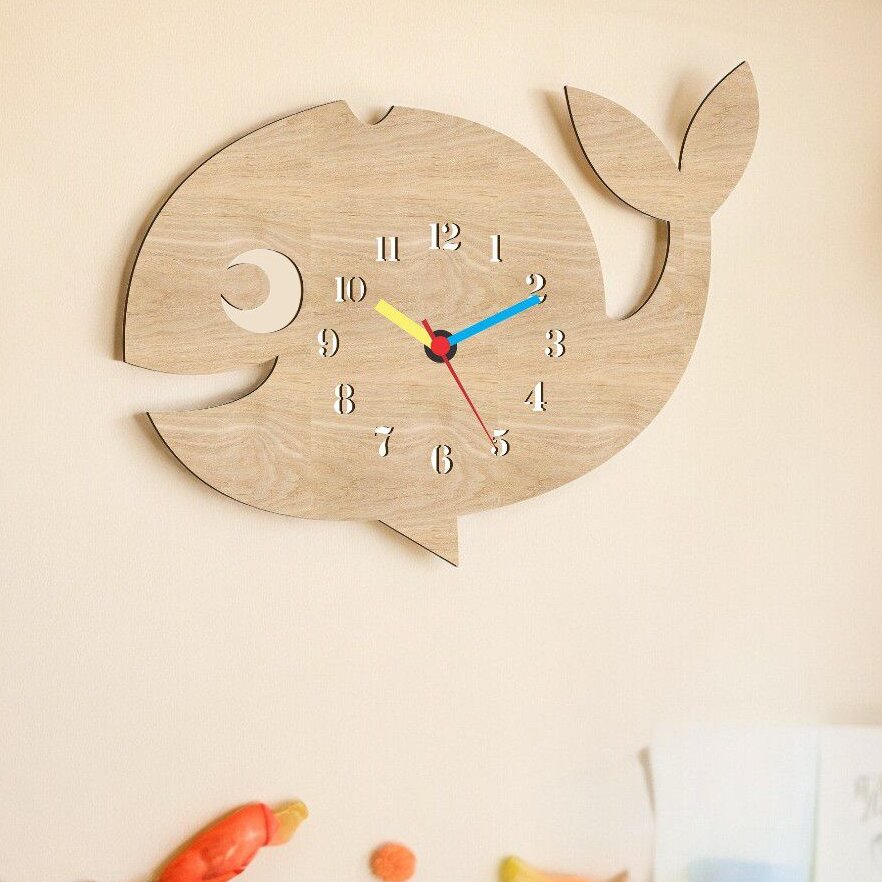 Intra απο ξύλο plywood 3mm-4mm πάχος – Ρολόι τοίχου Whale για Παιδικό Δωμάτιο 30x30 cm INTRAVECTRY-MY547438
