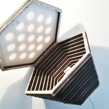 Intra απο ξύλο plywood 3mm-4mm πάχος – Ξύλινο Φωτιστικό Κυψέλης 35x40 cm INTRAVECTRY-MY557878 - Image 4