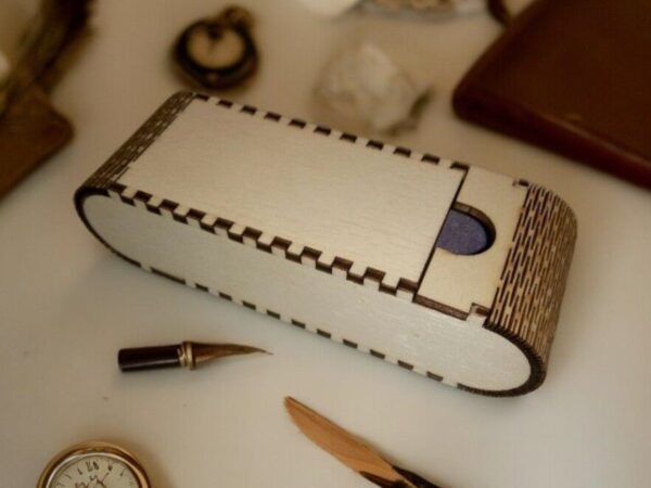 1759010885_laser-cut-wooden-spectac_1