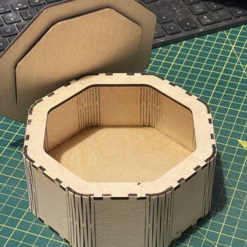 Intra απο ξύλο plywood 3mm-4mm πάχος – Ξύλινο κουτί μεντεσέδων Octagon Living 30x35 cm INTRAVECTRY-MY546324 - Image 2