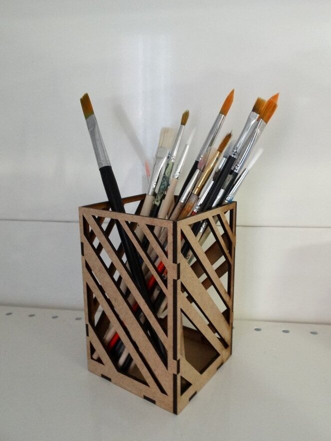 Intra απο ξύλο plywood 3mm-4mm πάχος – ξύλο θήκης μολυβιού και πινέλου 25x30 cm INTRAVECTRY-MY551203