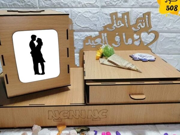 1759011391_laser-cut-rotating-photo-frame-lamp-with-stora_1