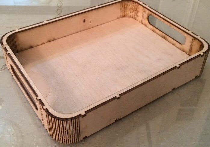 Intra απο ξύλο plywood 3mm-4mm πάχος – Ξύλινος δίσκος σερβιρίσματος με ξύλο λαβών 20x25 cm INTRAVECTRY-MY543682