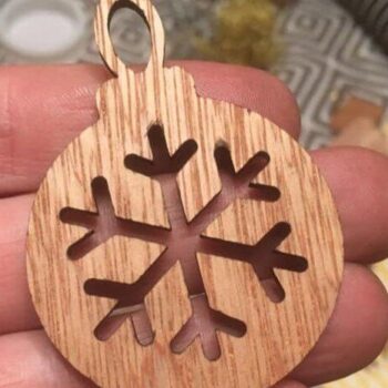Intra απο ξύλο plywood 3mm-4mm πάχος – Χριστουγεννιάτικη διακόσμηση με νιφάδα χιονιού 10x10 cm INTRAVECTRY-MY550293 - Image 2