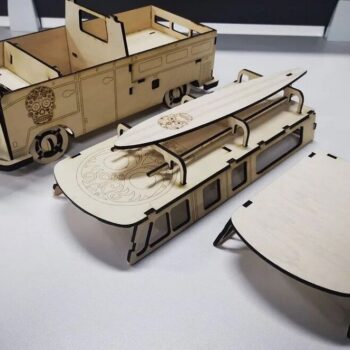 Intra απο ξύλο plywood 3mm-4mm πάχος – Ξύλινο μοντέλο Van με λίμα σανίδα του σερφ 20x20 cm INTRAVECTRY-MY544031 - Image 3