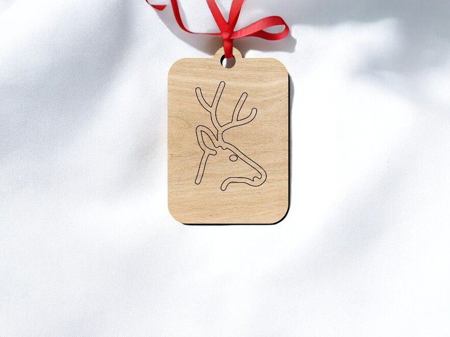 Intra απο ξύλο plywood 3mm-4mm πάχος – Χριστουγεννιάτικο στολίδι με χαραγμένο κεφάλι ελαφιού 20x20 cm INTRAVECTRY-MY553675