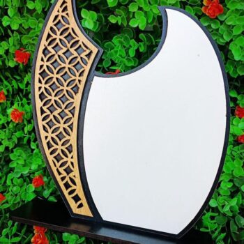 Intra απο ξύλο plywood 3mm-4mm πάχος – ξύλο CDR 2,5 mm Appreciation Award Shield 25x30 cm INTRAVECTRY-MY554227 - Image 1