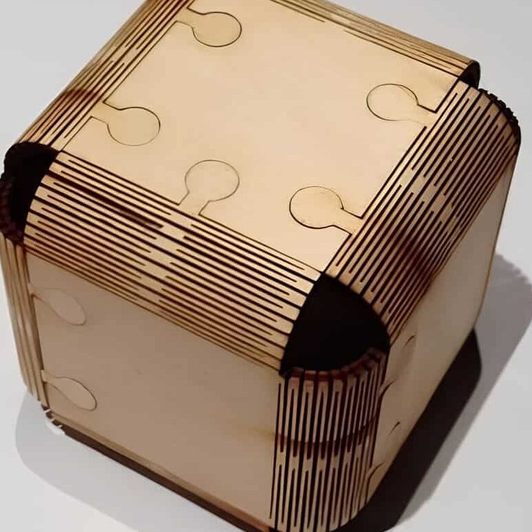 Intra απο ξύλο plywood 3mm-4mm πάχος – Πτυσσόμενος κύβος από κόντρα πλακέ με λίμα ζωντανού μεντεσέ 25x25 cm INTRAVECTRY-MY558079