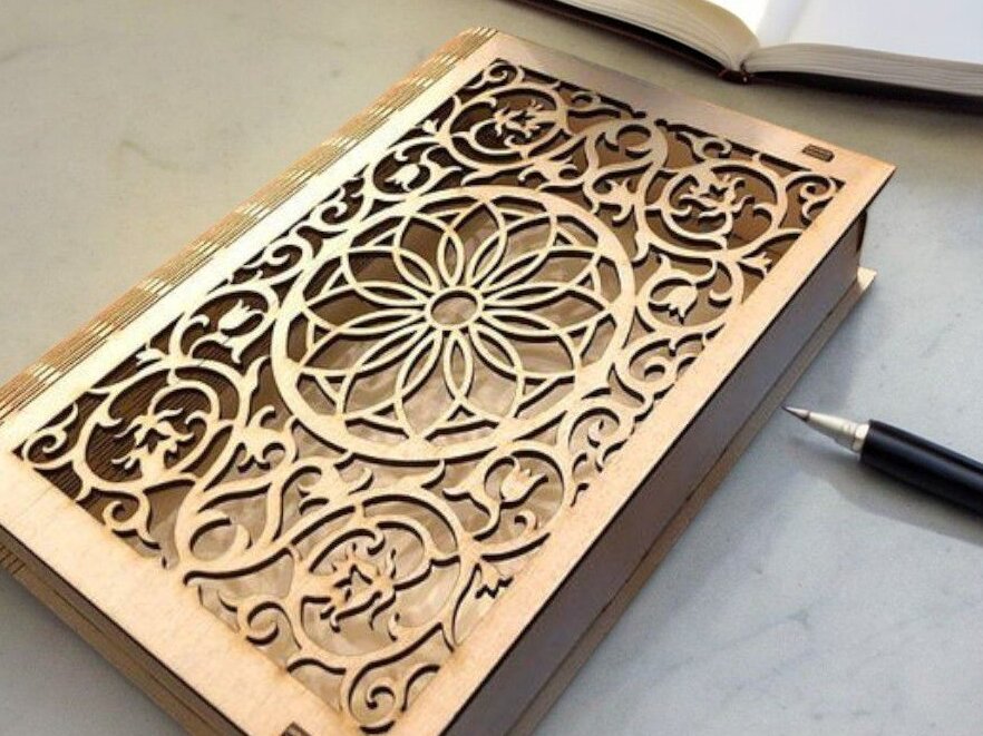 Intra απο ξύλο plywood 3mm-4mm πάχος – Ξύλινο κουτί βιβλίου με πτυσσόμενο καπάκι 25x25 cm INTRAVECTRY-MY558039