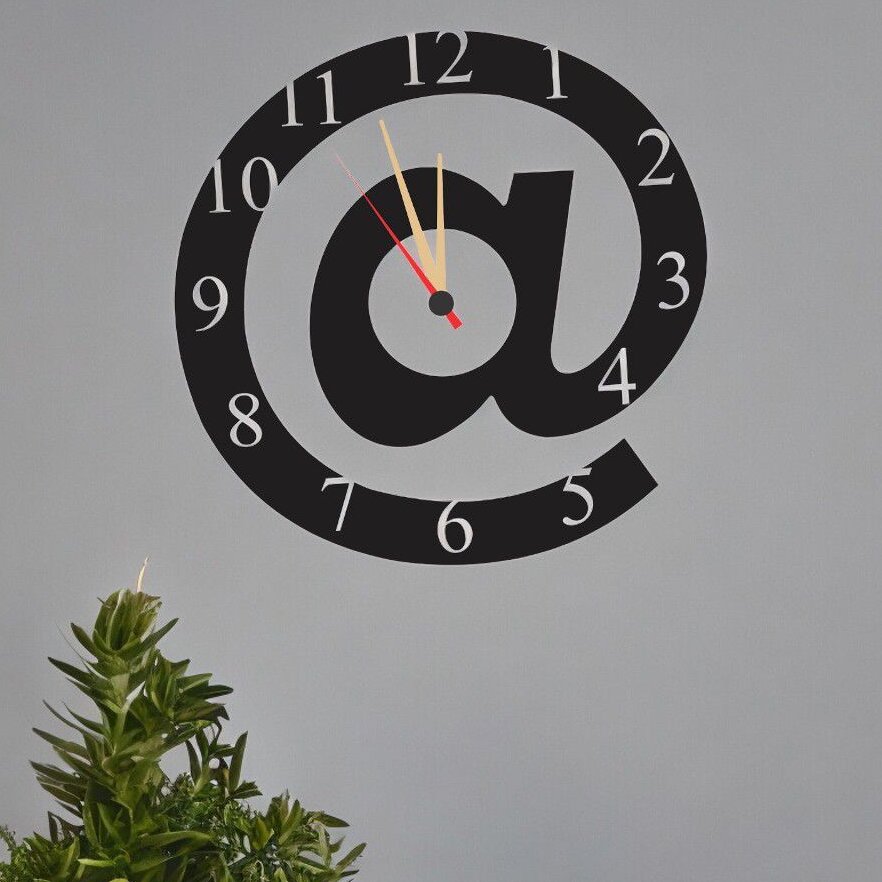 Intra απο ξύλο plywood 3mm-4mm πάχος – Στο σημάδι ξύλινο ρολόι τοίχου 45x50 cm INTRAVECTRY-MY557111