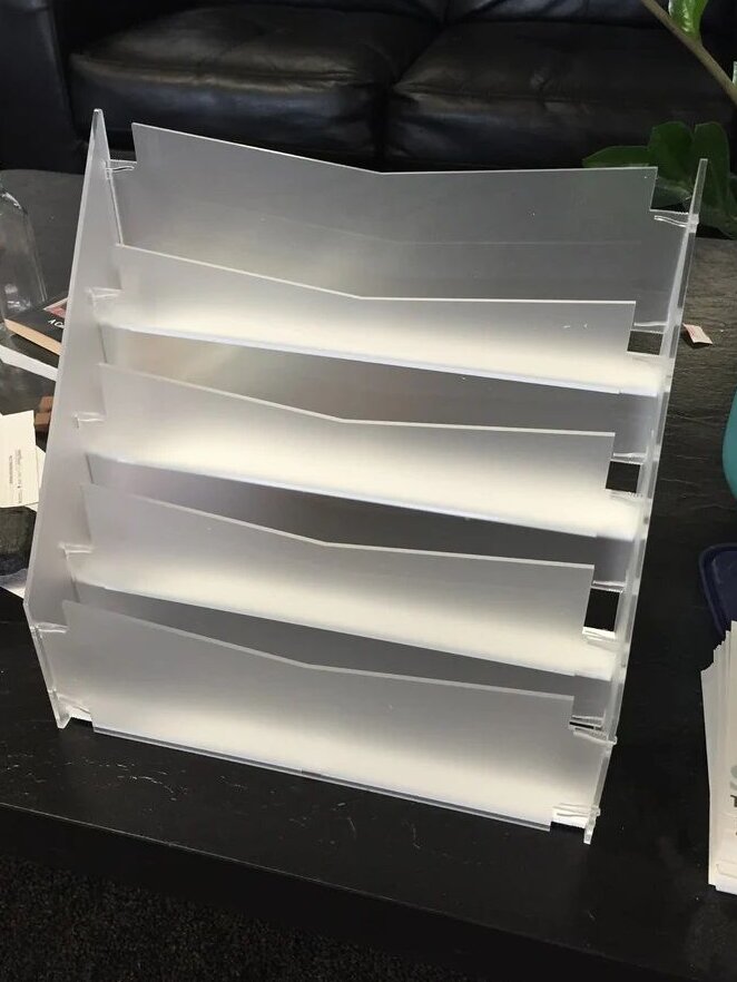 Intra απο ξύλο plywood 3mm-4mm πάχος – Σχεδιασμός βάσης στήριξης μπροσούρας 30x35 cm INTRAVECTRY-MY554277