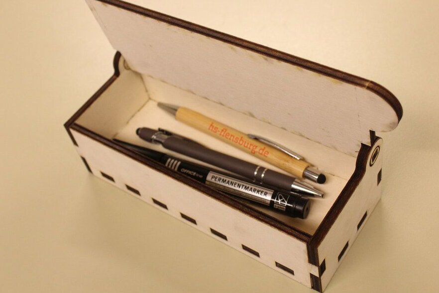 Intra απο ξύλο plywood 3mm-4mm πάχος – ξύλο μολυβοθήκης με αρθρωτό καπάκι 12x15 cm INTRAVECTRY-MY557034