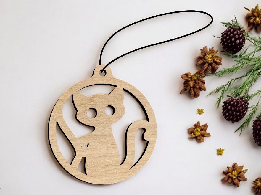 Intra απο ξύλο plywood 3mm-4mm πάχος – Χριστουγεννιάτικη μπάλα γάτας 25x30 cm INTRAVECTRY-MY549563