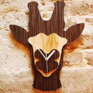 Intra απο ξύλο plywood 3mm-4mm πάχος – Πολυστρωματικό ρολόι τοίχου από ξύλο καμηλοπάρδαλης για Παιδικό Δωμάτιο 20x20 cm INTRAVECTRY-MY558006