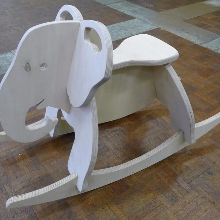 Intra απο ξύλο plywood 3mm-4mm πάχος – ξύλο Κουνιστή Καρέκλα Ελέφαντα 25x30 cm INTRAVECTRY-MY555263