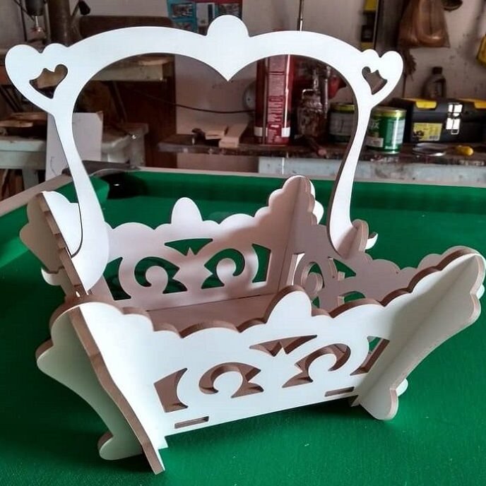 Intra απο ξύλο plywood 3mm-4mm πάχος – Σκαλιστό καλάθι φρούτων με λίμα λαβής 25x30 cm INTRAVECTRY-MY545188