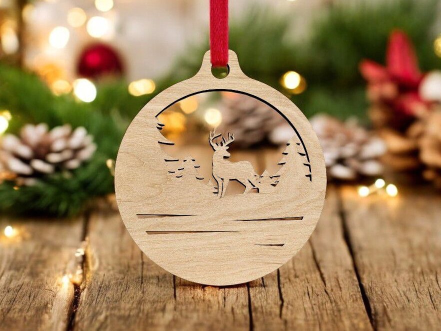 Intra απο ξύλο plywood 3mm-4mm πάχος – Στολίδι για το χριστουγεννιάτικο δέντρο της Χώρας των Θαυμάτων 25x25 cm INTRAVECTRY-MY551495