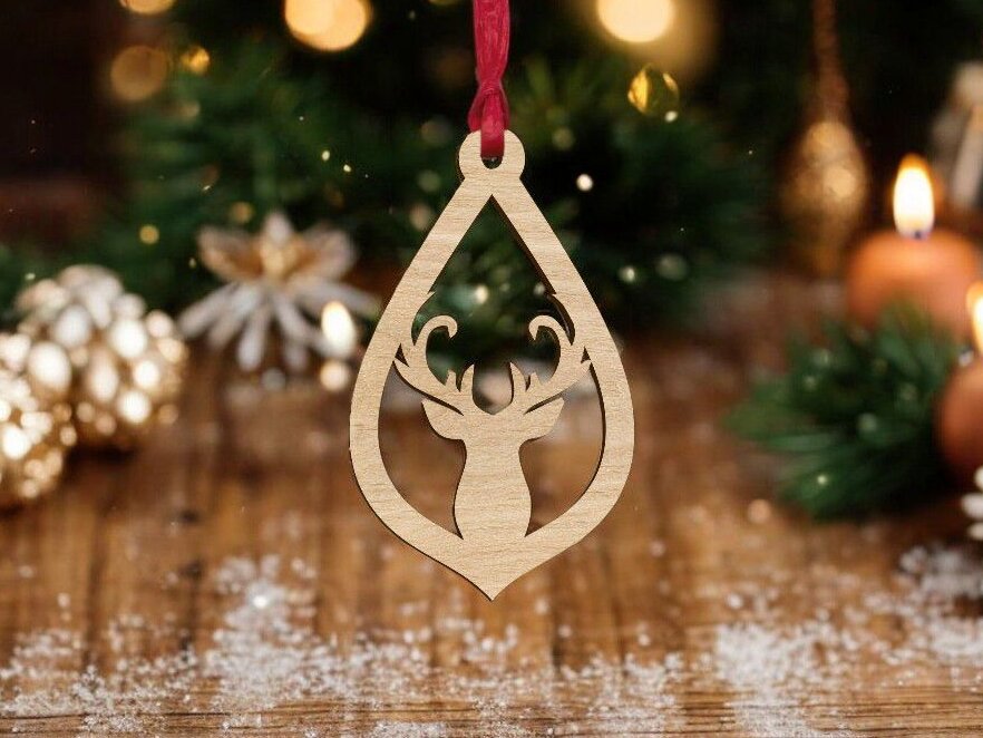 Intra απο ξύλο plywood 3mm-4mm πάχος – Χριστουγεννιάτικο στολίδι με άλκες 25x30 cm INTRAVECTRY-MY550707