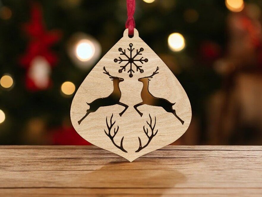 Intra απο ξύλο plywood 3mm-4mm πάχος – Στολίδι με ελάφια και νιφάδα χιονιού 50x60 cm INTRAVECTRY-MY551564