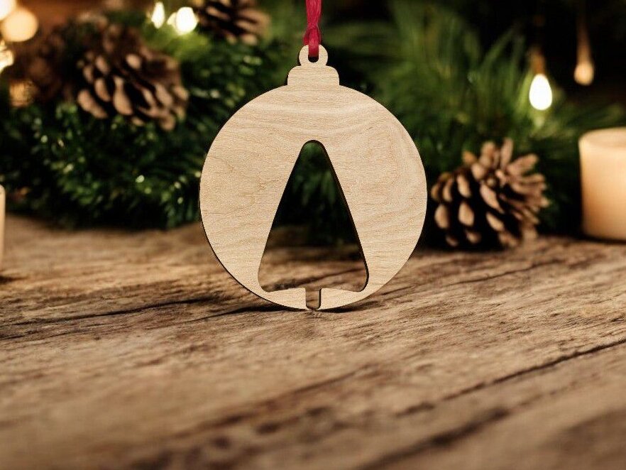 Intra απο ξύλο plywood 3mm-4mm πάχος – Χριστουγεννιάτικο Δέντρο Κρεμαστό Διακόσμηση 35x40 cm INTRAVECTRY-MY546641