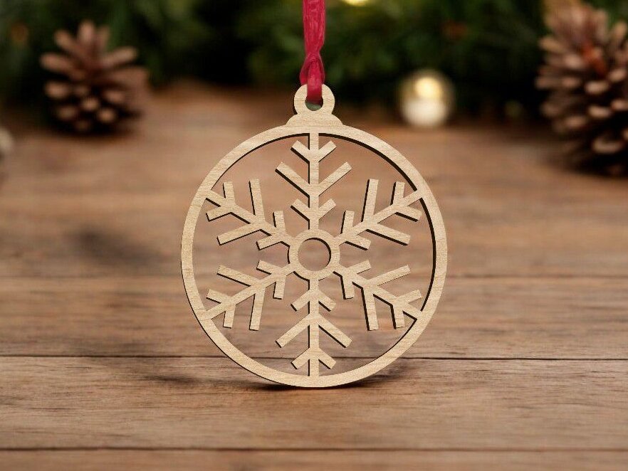 Intra απο ξύλο plywood 3mm-4mm πάχος – Ξύλινο μπιχλιμπίδι με νιφάδες χιονιού 15x15 cm INTRAVECTRY-MY545383