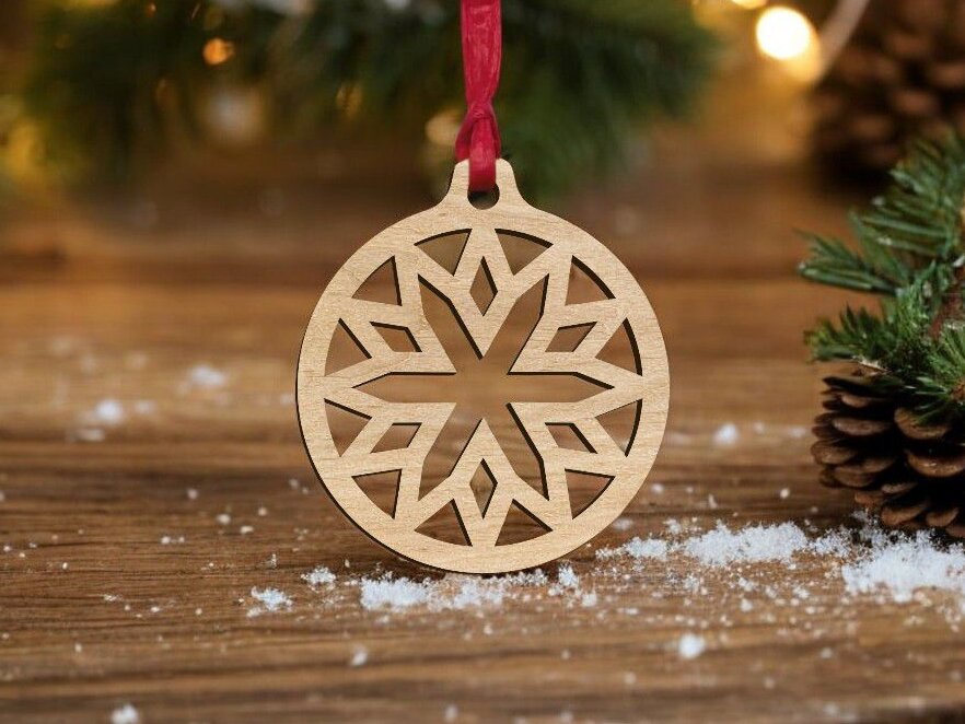 Intra απο ξύλο plywood 3mm-4mm πάχος – Μπιχλιμπίδι με λουλουδάτο νιφάδα χιονιού 20x20 cm INTRAVECTRY-MY553338