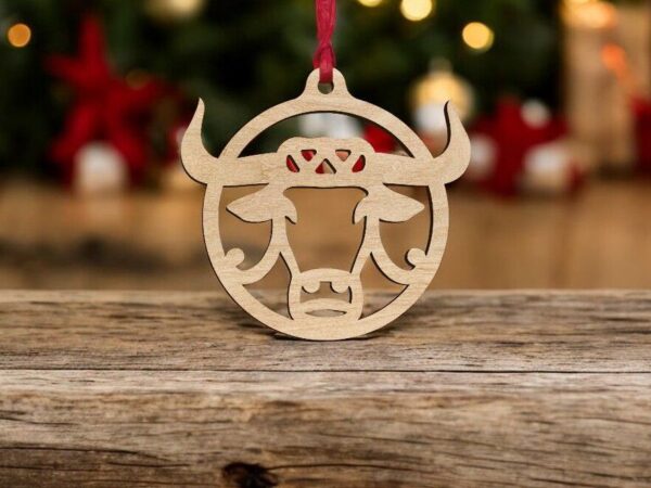 1759016028_laser-cut-bull-head-christmas-bauble-vector_vecty.co_3959_1