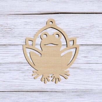 Intra απο ξύλο plywood 3mm-4mm πάχος – Χριστουγεννιάτικο στολίδι βάτραχος 15x15 cm INTRAVECTRY-MY550070 - Image 1