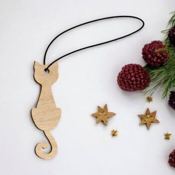 Intra απο ξύλο plywood 3mm-4mm πάχος – Κρεμαστό στολίδι για γάτα 30x35 cm INTRAVECTRY-MY545559 - Image 1