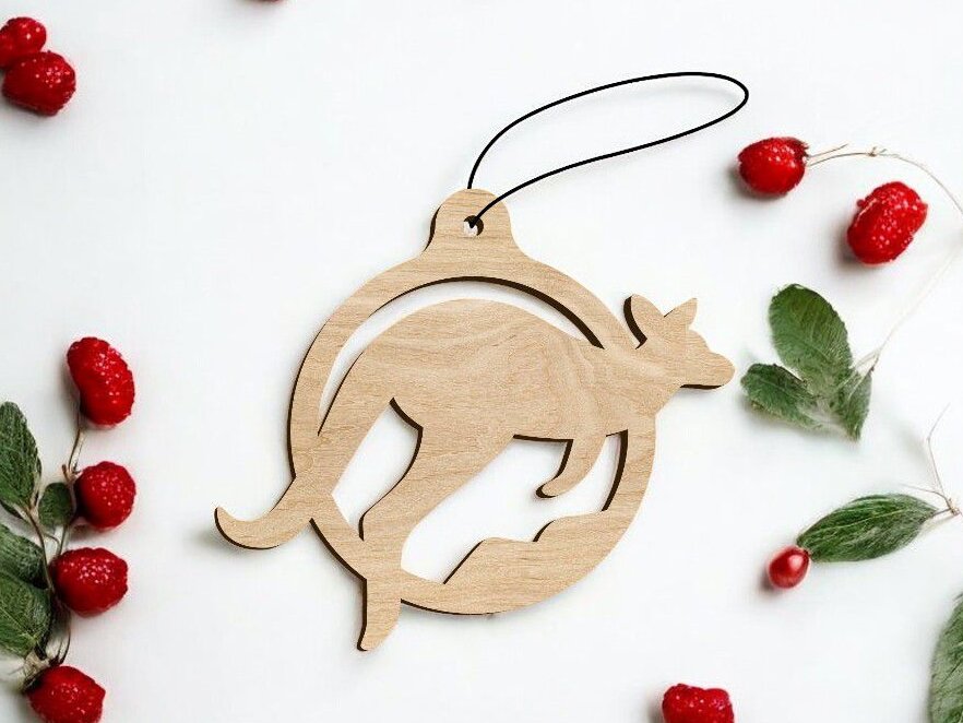 Intra απο ξύλο plywood 3mm-4mm πάχος – Χριστουγεννιάτικο στολίδι καγκουρό 20x20 cm INTRAVECTRY-MY551828