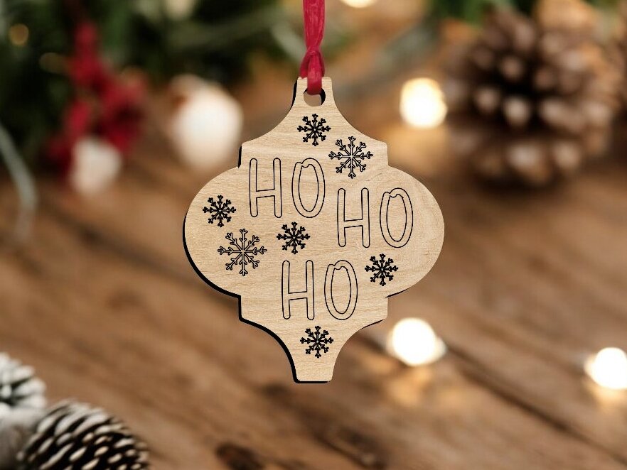Intra απο ξύλο plywood 3mm-4mm πάχος – Χριστουγεννιάτικο στολίδι από πλακάκι Arabesque Ho Ho Ho 12x15 cm INTRAVECTRY-MY551835
