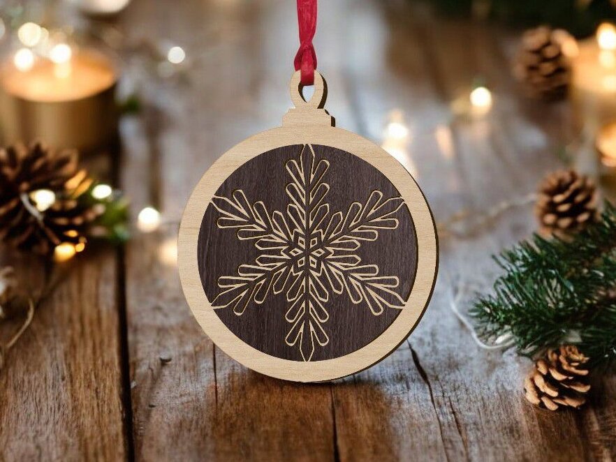 Intra απο ξύλο plywood 3mm-4mm πάχος – Μπιχλιμπίδι Χριστουγεννιάτικου Δέντρου σε στρώσεις 40x45 cm INTRAVECTRY-MY551839