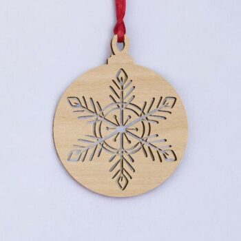 Intra απο ξύλο plywood 3mm-4mm πάχος – Χριστουγεννιάτικη μπάλα με αποκοπή νιφάδας χιονιού 12x15 cm INTRAVECTRY-MY551846 - Image 2