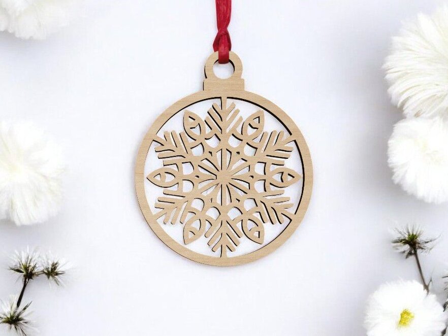 Intra απο ξύλο plywood 3mm-4mm πάχος – Στολίδι Χριστουγεννιάτικου Δέντρου Μπιχλιμπίδι με νιφάδα χιονιού 35x40 cm INTRAVECTRY-MY548446