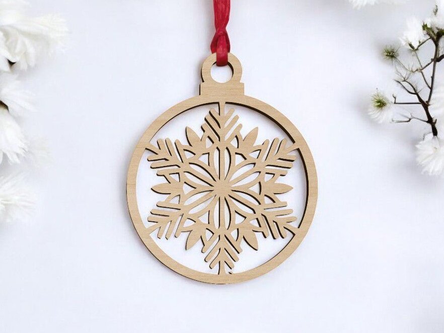 Intra απο ξύλο plywood 3mm-4mm πάχος – Χριστουγεννιάτικη μπάλα νιφάδας χιονιού 35x40 cm INTRAVECTRY-MY551904