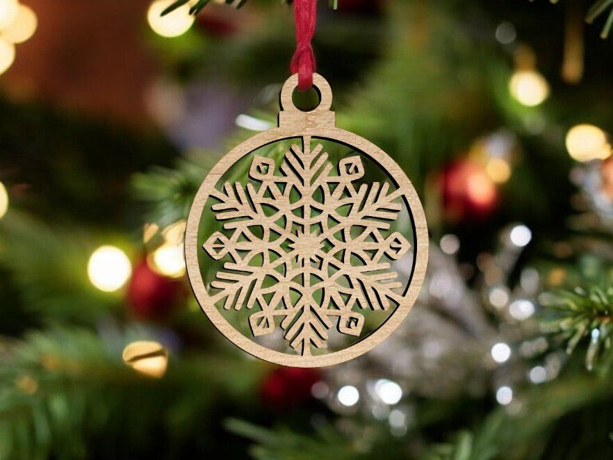 Intra απο ξύλο plywood 3mm-4mm πάχος – Χριστουγεννιάτικο στολίδι με νιφάδες χιονιού 35x40 cm INTRAVECTRY-MY551906