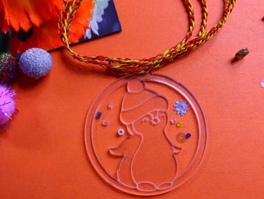 Intra απο ξύλο plywood 3mm-4mm πάχος – ξύλο Χριστουγεννιάτικου Μπιχλιμπίδι Χιονάνθρωπος 25x25 cm INTRAVECTRY-MY550434