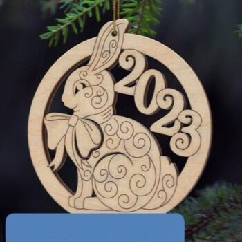 Intra απο ξύλο plywood 3mm-4mm πάχος – Έτος του κουνελιού 2023 Ξύλινο στολίδι για μπιχλιμπίδι 25x25 cm INTRAVECTRY-MY555978 - Image 1