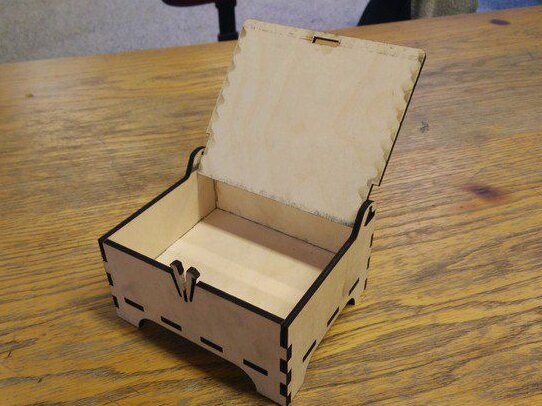 Intra απο ξύλο plywood 3mm-4mm πάχος – Ξύλινο τετράγωνο κουτί αποθήκευσης με λίμα με αρθρωτό καπάκι 25x30 cm INTRAVECTRY-MY546369