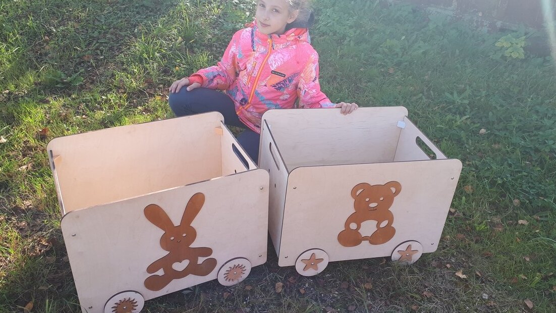 Intra απο ξύλο plywood 3mm-4mm πάχος – Ξύλινο κιβώτιο παιχνιδιών σε λίμα τροχού 50x60 cm INTRAVECTRY-MY546258