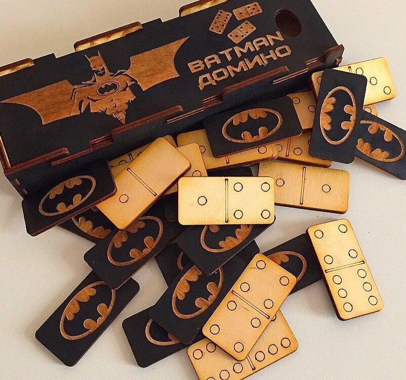 Intra απο ξύλο plywood 3mm-4mm πάχος – Σετ Domino Batman με ξύλο Case Box 12x15 cm INTRAVECTRY-MY558815