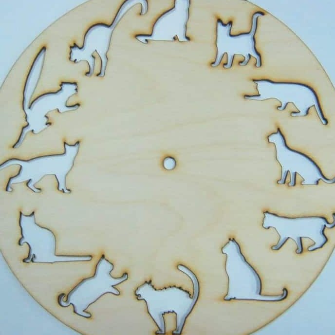 Intra απο ξύλο plywood 3mm-4mm πάχος – ξύλο ρολογιού τοίχου με αποκοπή δώδεκα γάτων 35x40 cm INTRAVECTRY-MY546414