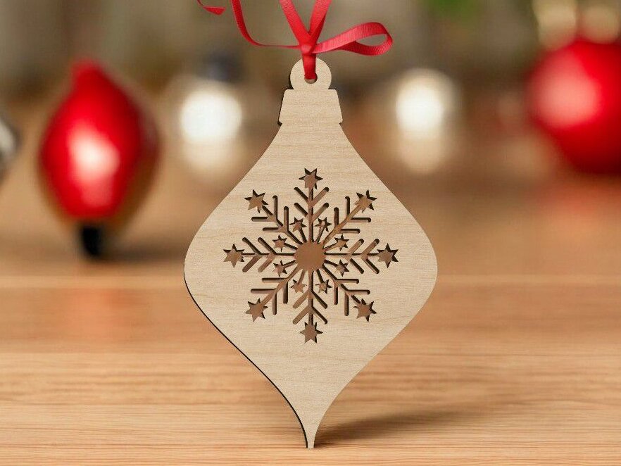 Intra απο ξύλο plywood 3mm-4mm πάχος – Χριστουγεννιάτικο στολίδι Βολβό νιφάδας χιονιού 20x25 cm INTRAVECTRY-MY553569
