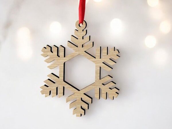 1759019587_laser-cut-christmas-hanging-snowflake-dec_1