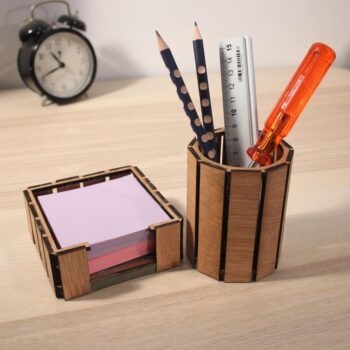 Intra απο ξύλο plywood 3mm-4mm πάχος – Υπόμνημα και ξύλο θήκης μαρκαδόρων 15x15 cm INTRAVECTRY-MY554437 - Image 1