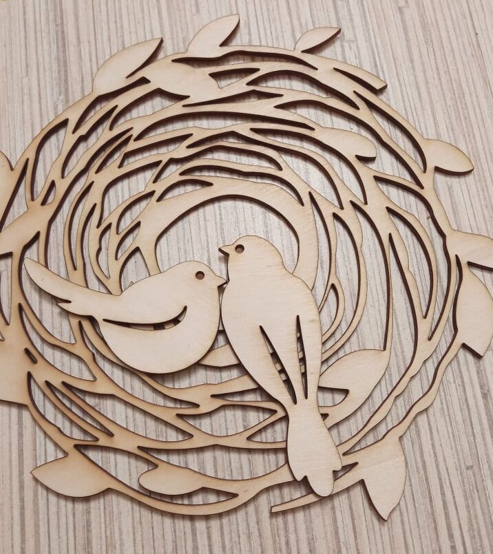 Intra απο ξύλο plywood 3mm-4mm πάχος – Ξύλινο πασχαλινό στεφάνι με πουλάκια για διακόσμηση 35x40 cm INTRAVECTRY-MY547757